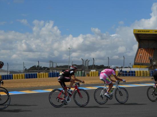 Les Zolmos au 24 heures vélo 2012