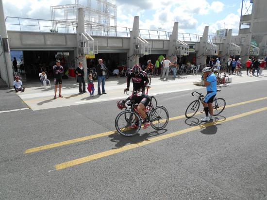 Les Zolmos au 24 heures vélo 2012