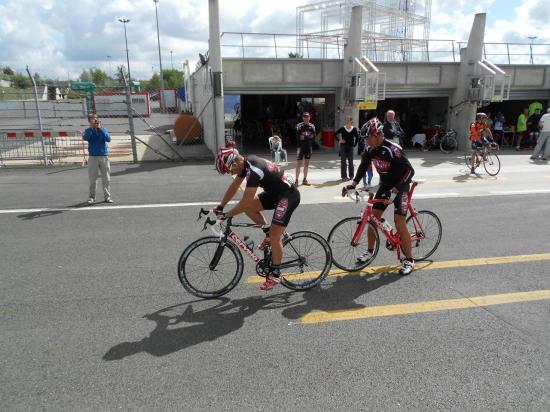 Les Zolmos au 24 heures vélo 2012