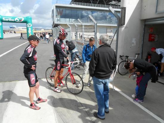 Les Zolmos au 24 heures vélo 2012