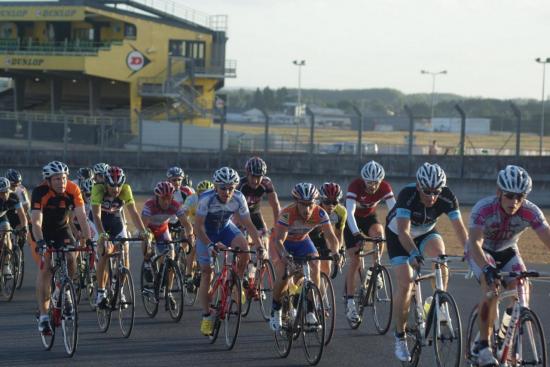 Les Zolmos au 24 heures vélo 2012